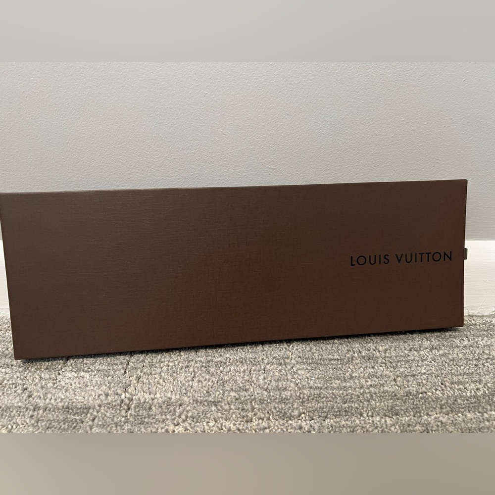 Louis Vuitton Tie Box with Tissue
